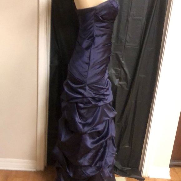 Deep purple dress - Picture 4 of 4